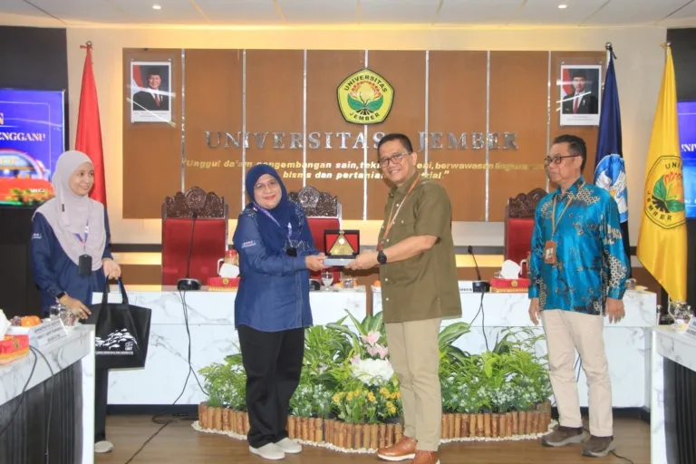 Dua Perguruan Tinggi Perkuat Jejaring Akademik Internasional