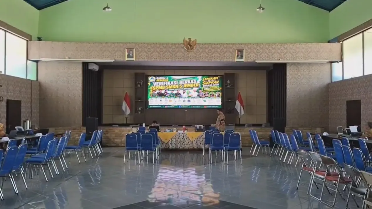 Luar Jawa Timur, Dua Calon Siswa Gagal Masuk SMKN di Jember