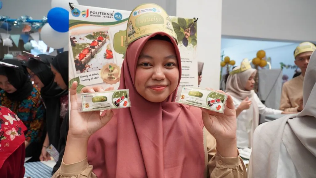 Mahasiswa Polije Olah Biji Ketapang Jadi Yogurt Bar