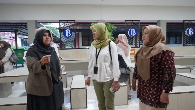 Polije Resmikan Kantin Zona KHAS Hasil Kolaborasi Bersama Bank Indonesia