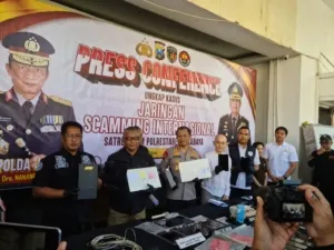 Polrestabes Surabaya Tangkap 45 Tersangka Siber Internasional