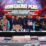 Polri Tangkap Buronan Interpol Beijing Terkait Jaringan Scam Internasional
