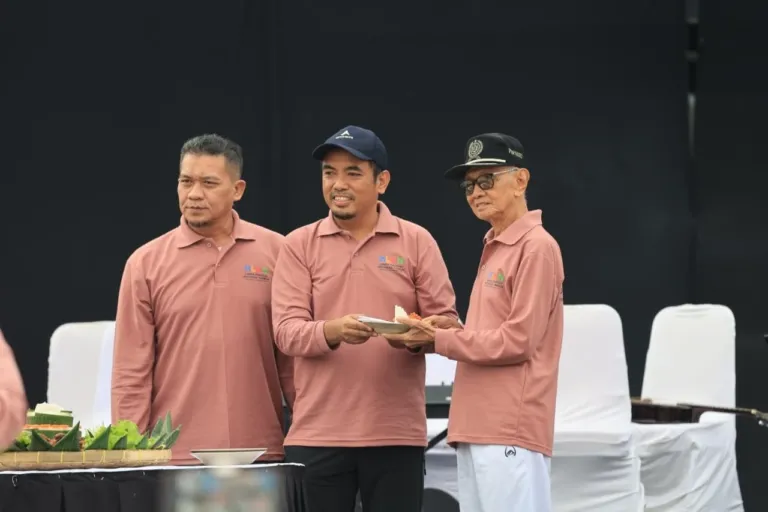 Ratusan Lansia Jember Peringati Hari Lanjut Usia