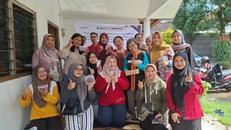 Inovasi Dosen Polije Dorong Efisiensi dan Daya Saing Dodol Buah Naga Banyuwangi