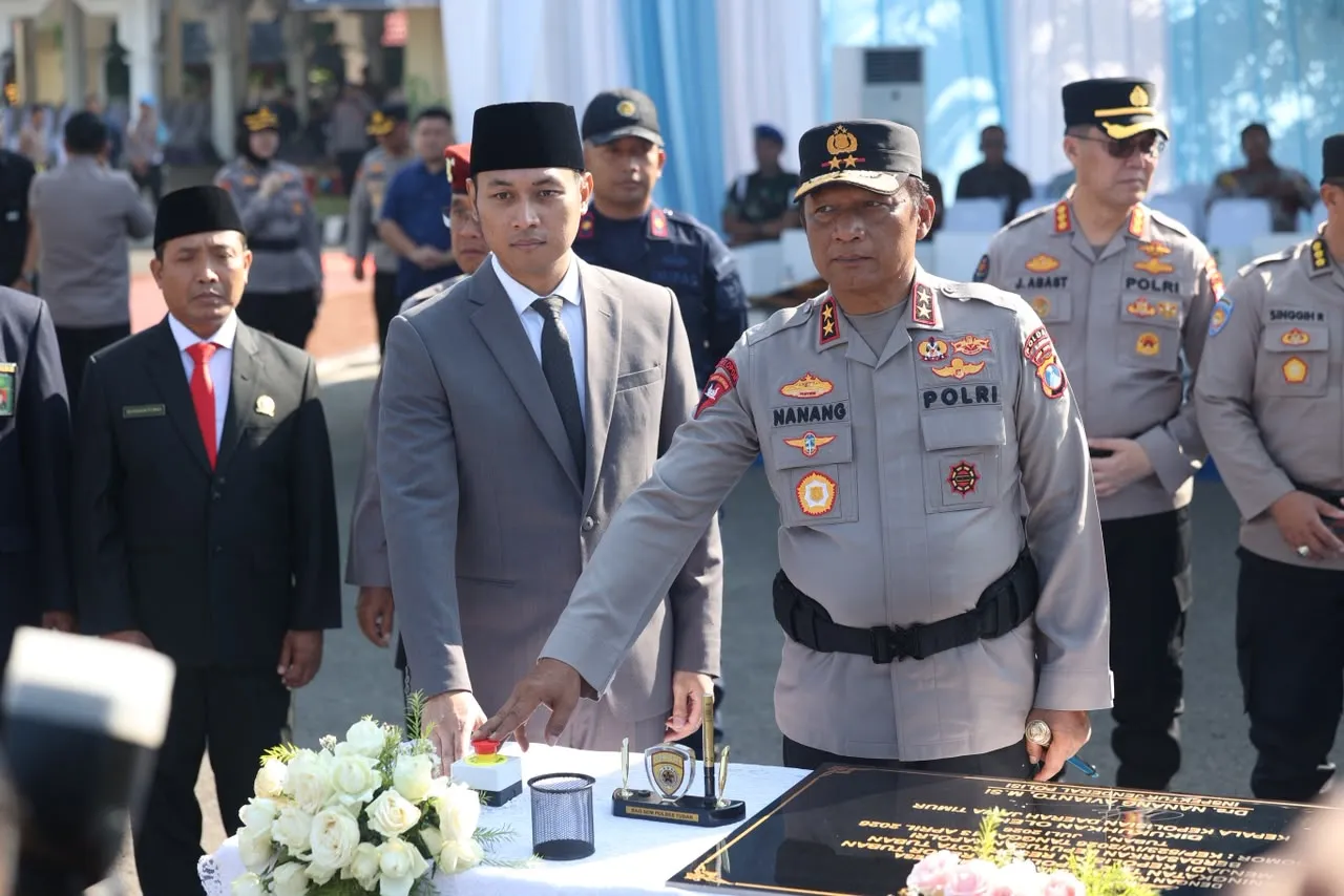 Kapolda Jatim Resmikan Peningkatan Status Polresta Tuban
