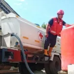 PMI Jember Distribusikan Air Bersih di Pakusari