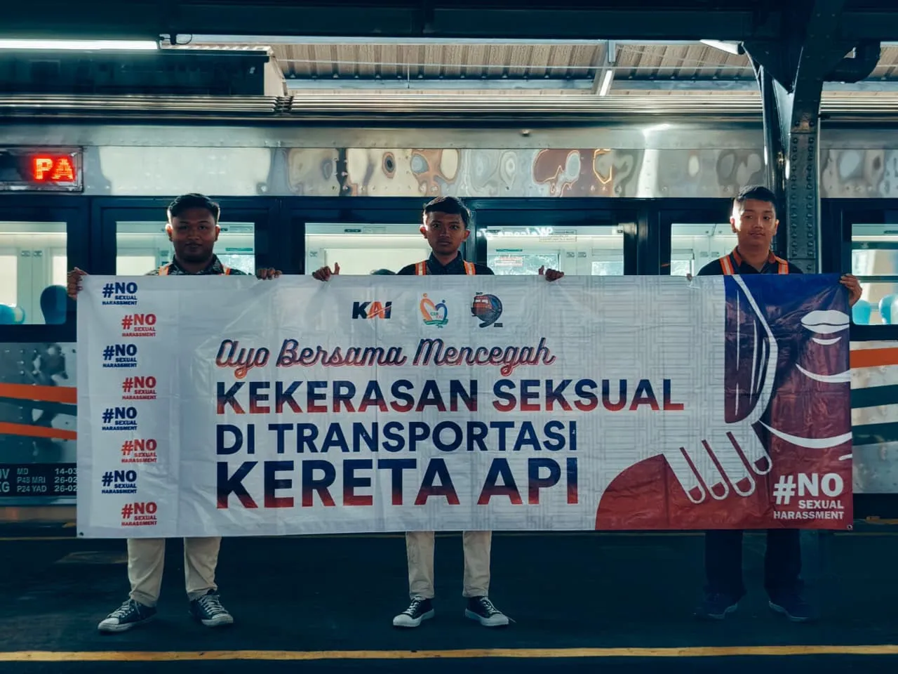 KAI Jember dan Railfans Kampanye Anti Pelecehan Seksual