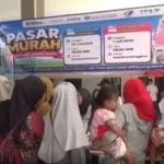 Pasar Murah Pemkab Jember di Manggisan Tanggul Diserbu Emak-Emak