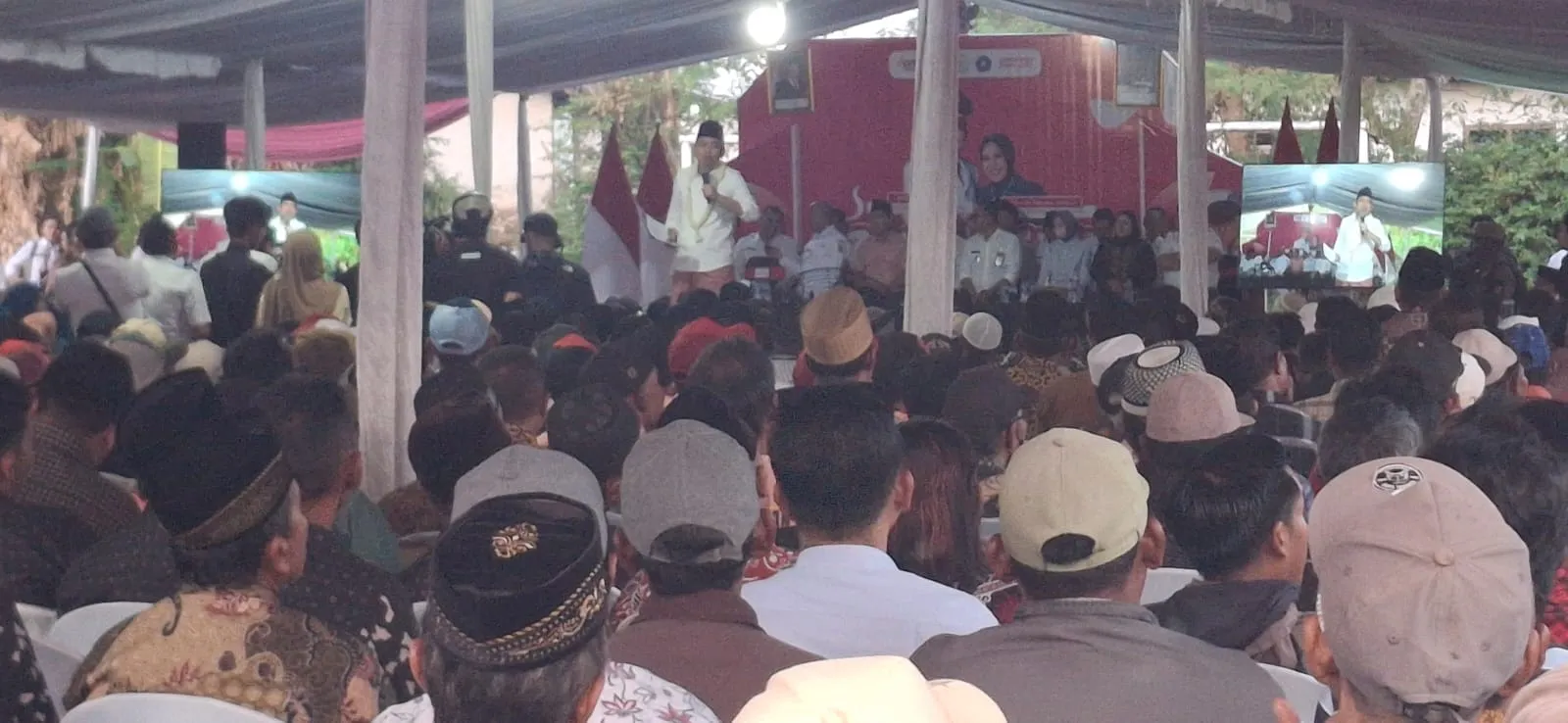 Bupati Jember Cek Layanan Adminduk di Mayang, Tegaskan Petugas Dilarang Persulit Warga