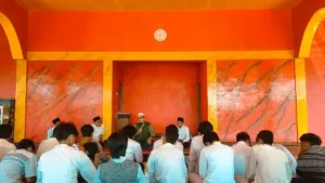 Siswa SMA IT Insan Cemerlang Bondowoso Peringati Maulid Nabi di Masjid Cheng Ho