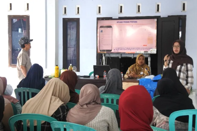 Dosen Polije Dorong Pemanfaatan Pekarangan Pangan di Karangpring