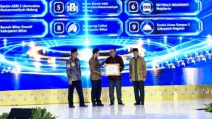 Polije Raih Penghargaan Zona KHAS di Festival Ekonomi Syariah