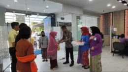 Semarak Hari Pelanggan Nasional, BRI BO Tanjung Priok Sambut Nasabah Hangat Berwastra