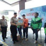 HUT ke-75 Humas Polri Polda Jatim Rangkul Komunitas Ojol