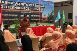 DWP Polije Edukasi Anggota Kelola Keuangan Keluarga