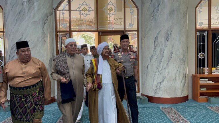 Kapolri dan Habib Umar bin Hafidz Perkuat Sinergi Ulama dan Polri