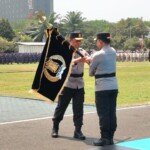 Pataka Bhayangkara Satya Abhiyukta Resmi Diserahkan kepada Dekananto