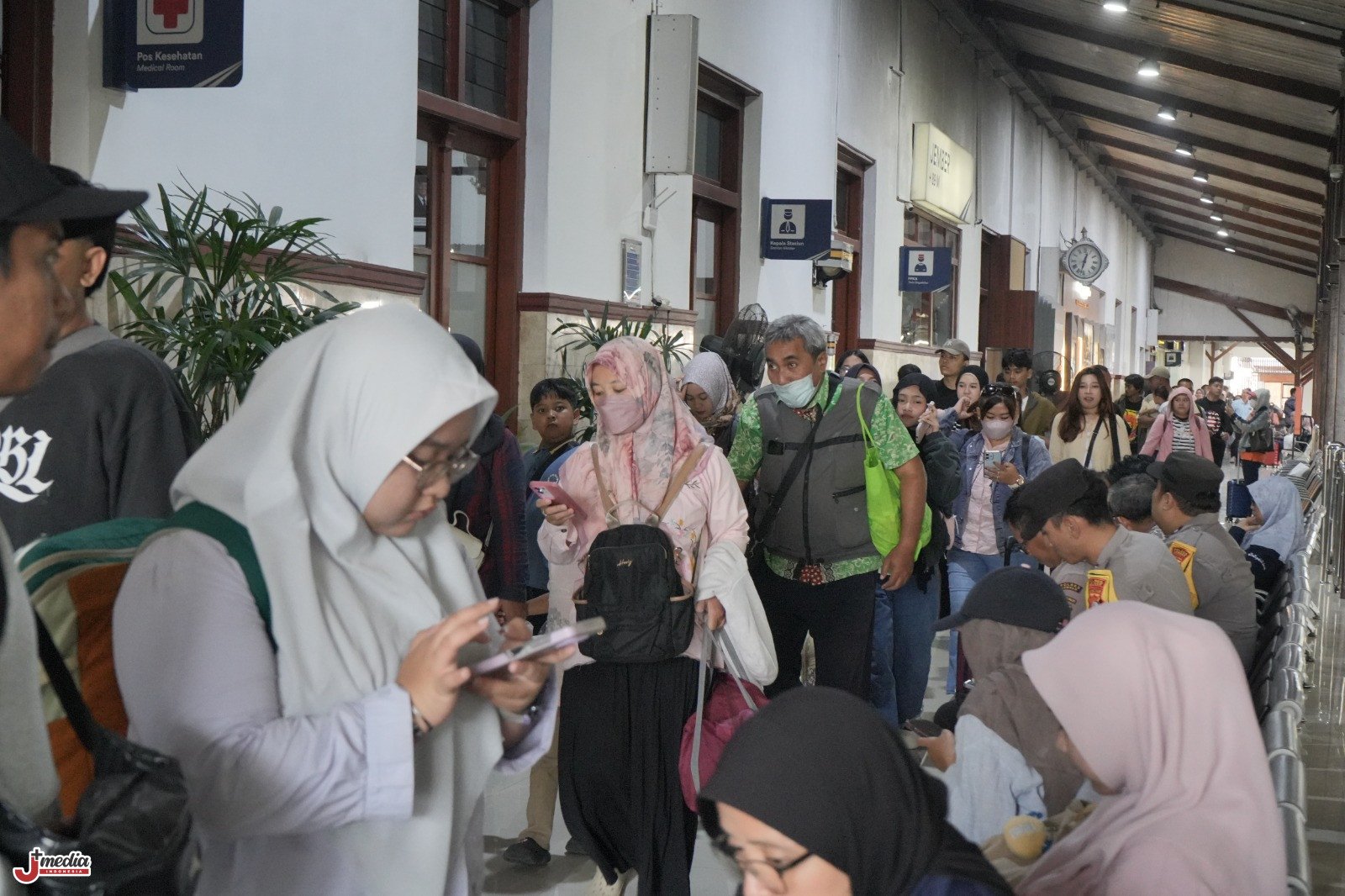 Logawa Pimpin KA Komersial, Probowangi Andalan PSO Daop 9 Jember