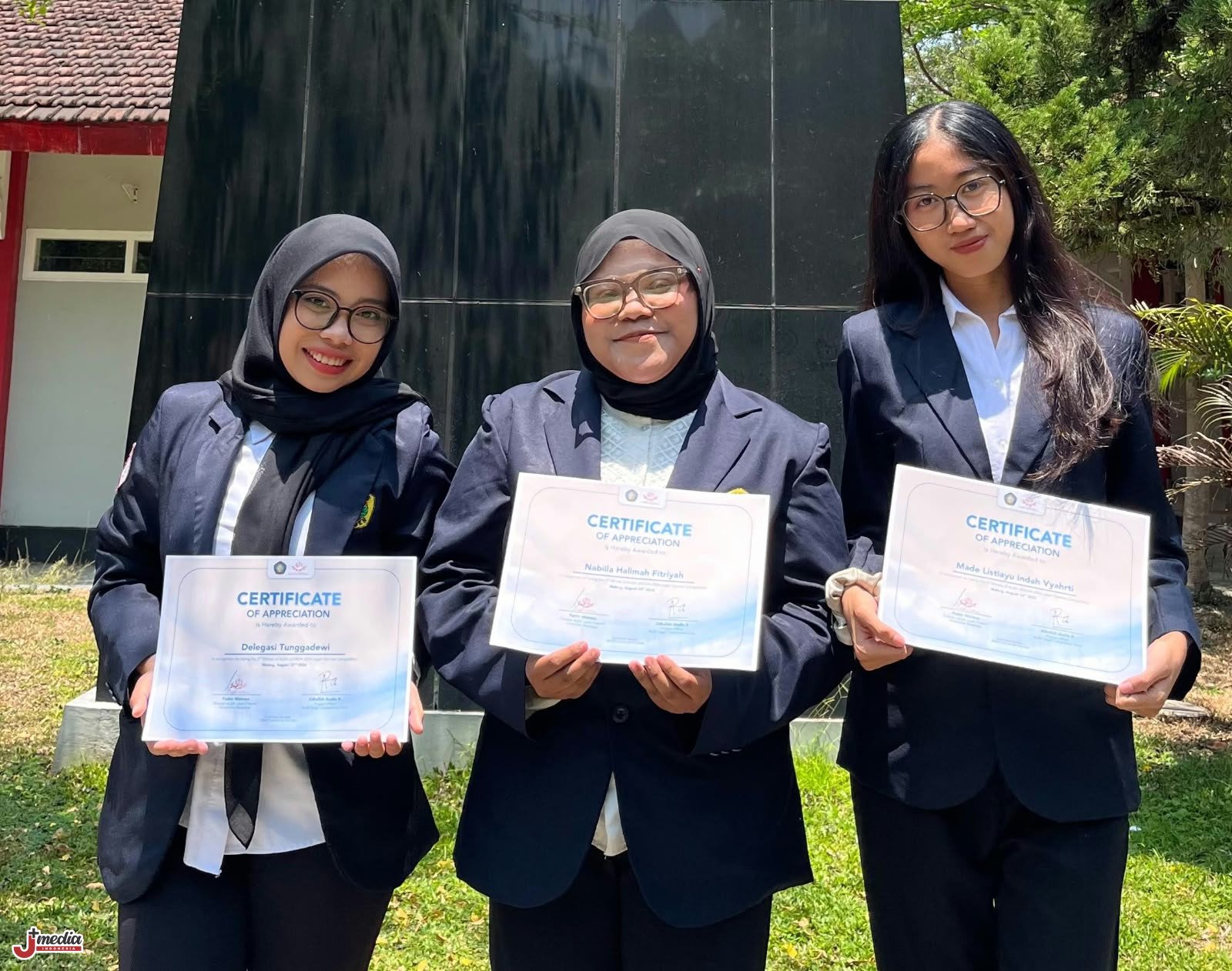 Mahasiswa FH UNEJ Raih Juara Tiga Lewat Kajian Sengketa Desain Sepatu